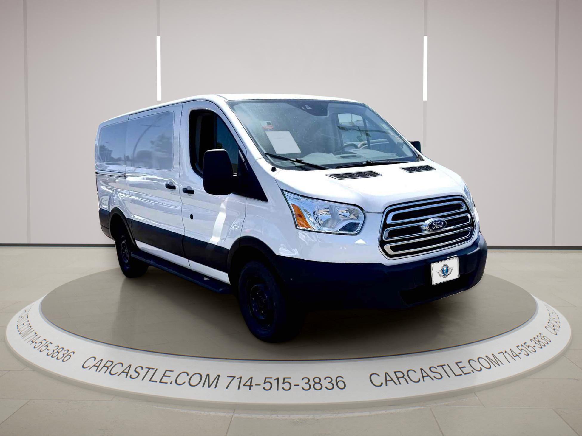 Used 2019 Ford Transit 250 130 Low Roof w/ Exterior Upgrade Package RWD image 3