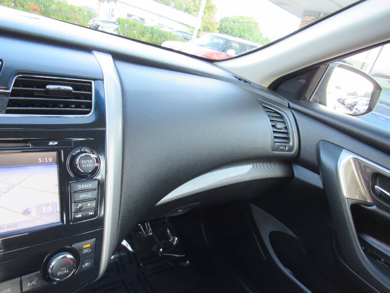 Used 2014 Nissan Altima 2.5 SL w/ Technology Package FWD image 20