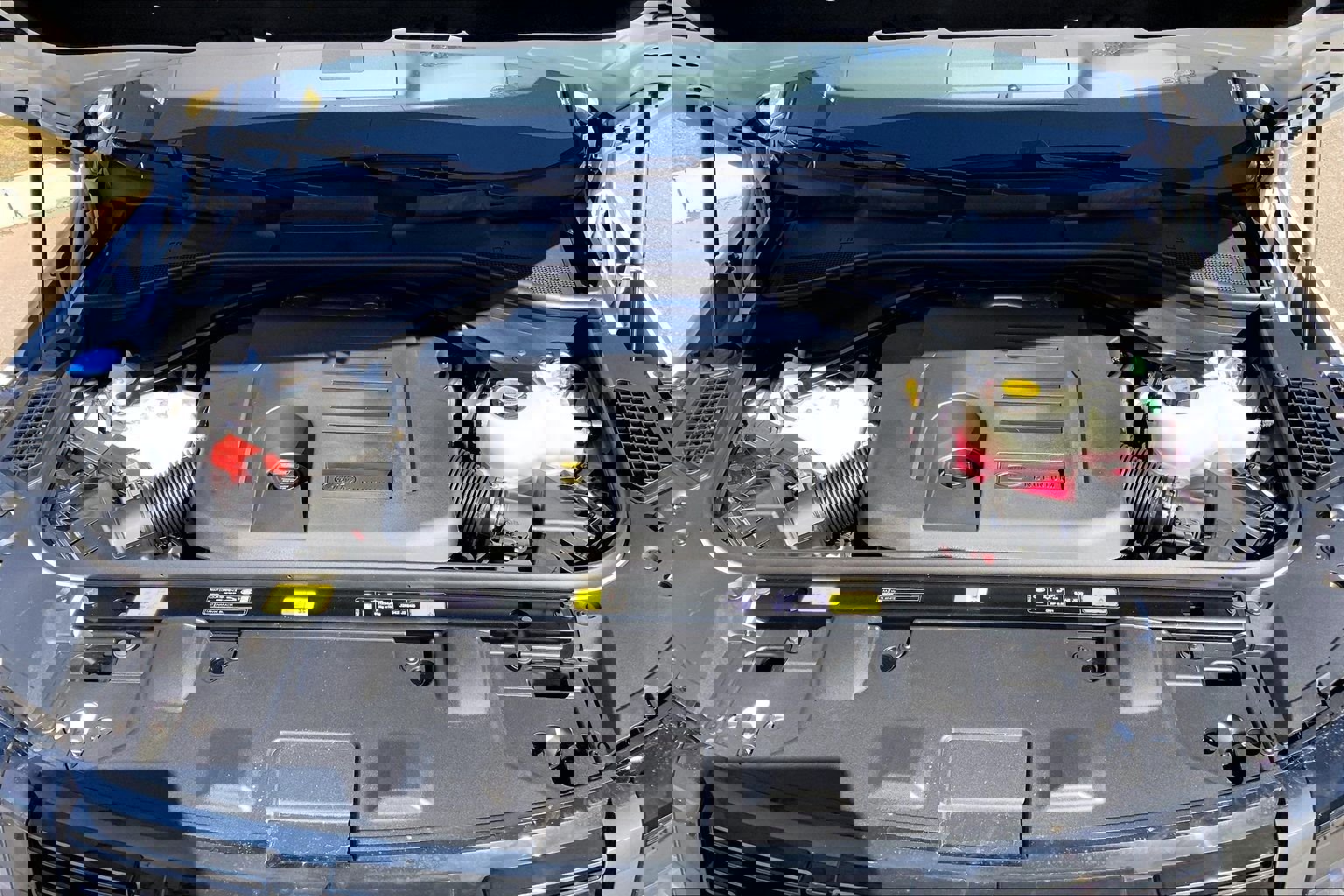 New 2026 Land Rover Range Rover SE image 16