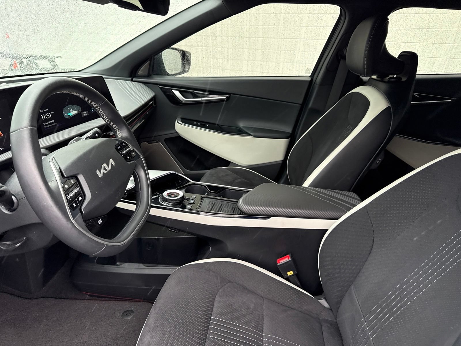 Used 2023 Kia EV6 GT-Line w/ GT-Line Suede Seat Package AWD/4WD image 21