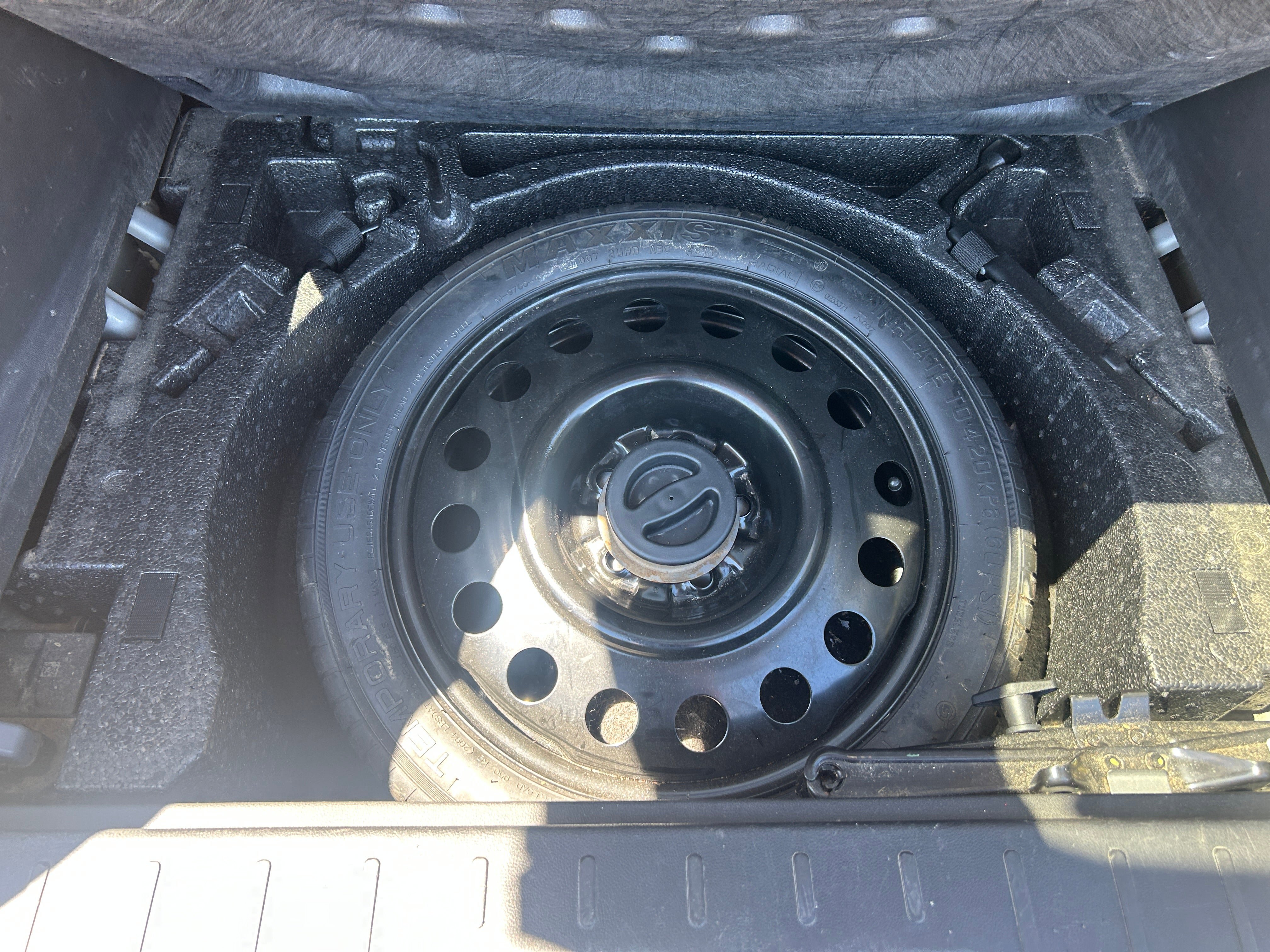 Used 2012 Chevrolet Equinox LT AWD/4WD image 35