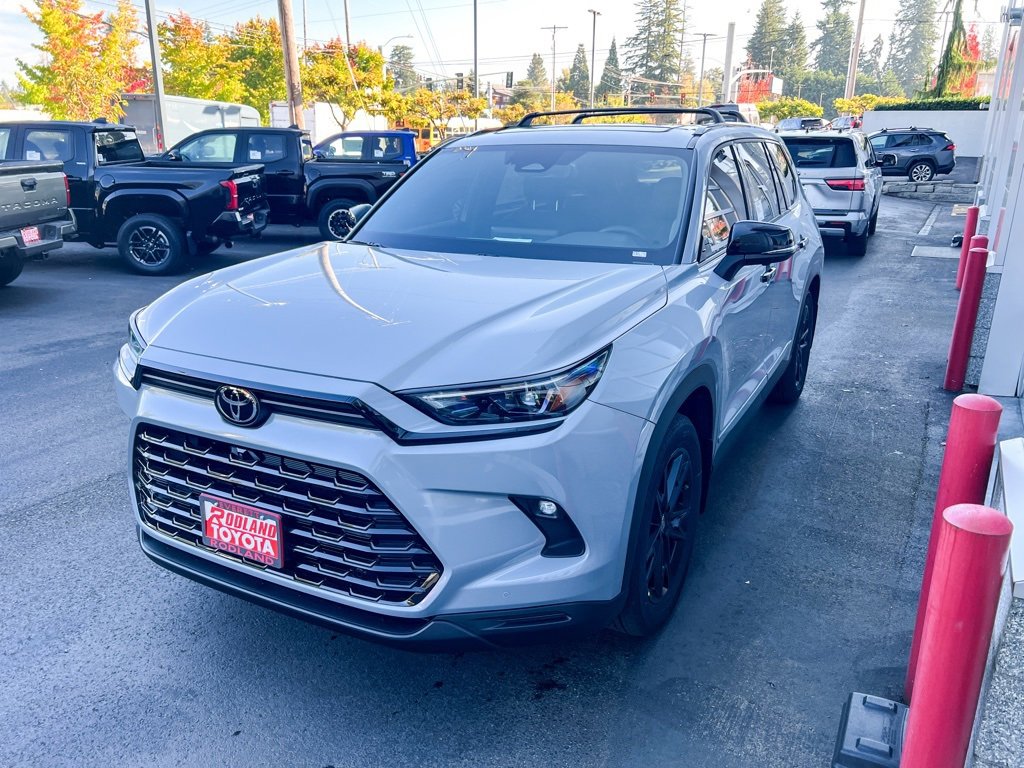 New 2026 Toyota Grand Highlander AWD Hybrid image 4