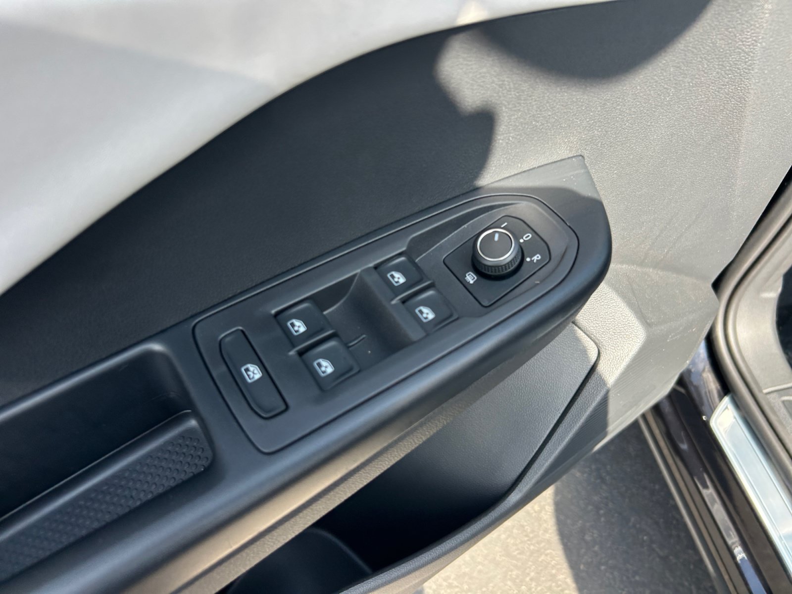 New 2026 Volkswagen Taos SE AWD/4WD image 13