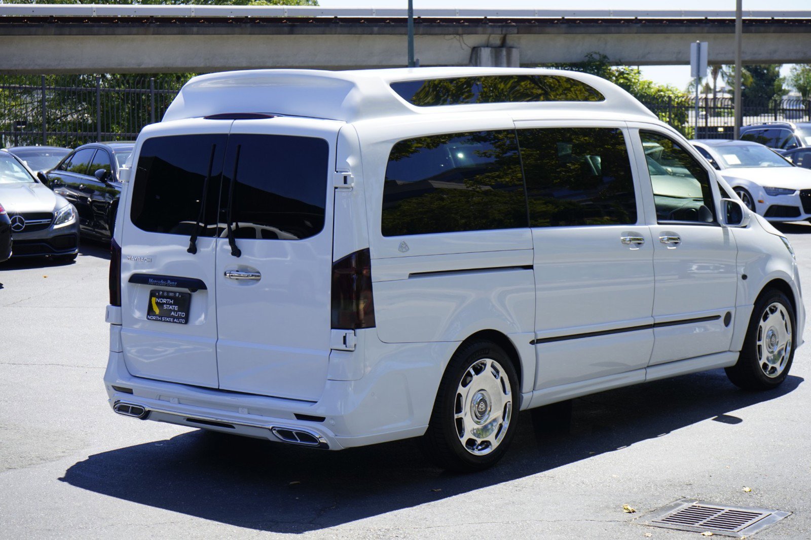 Used 2018 Mercedes-Benz Metris Passenger image 7
