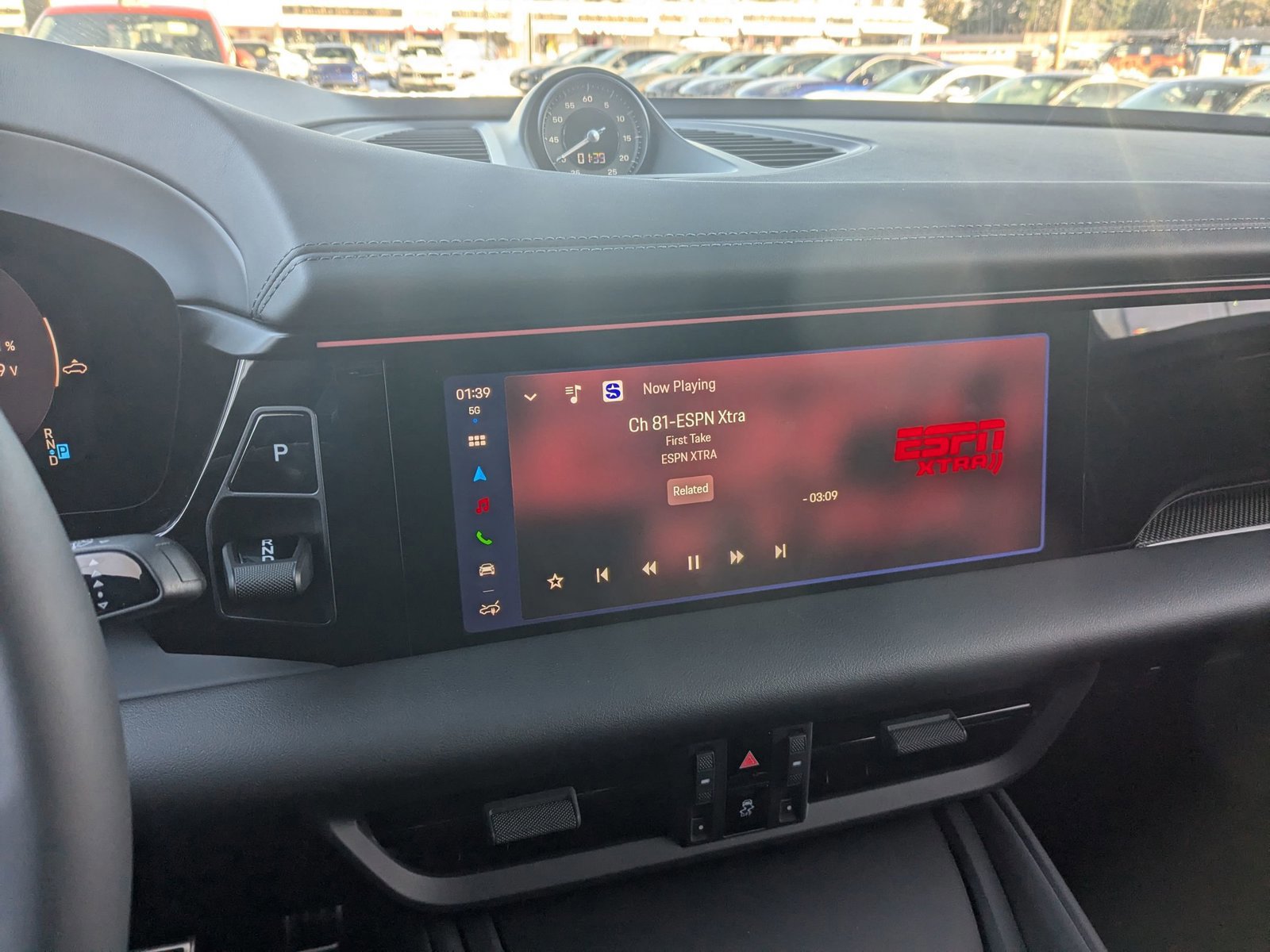 Used 2025 Porsche Macan Turbo Electric image 17