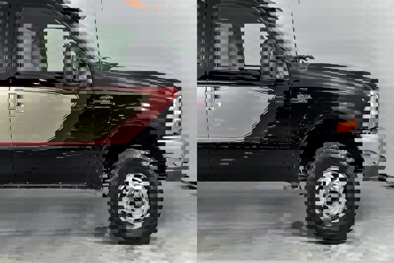 Used 2000 Ford F350 Lariat image 14