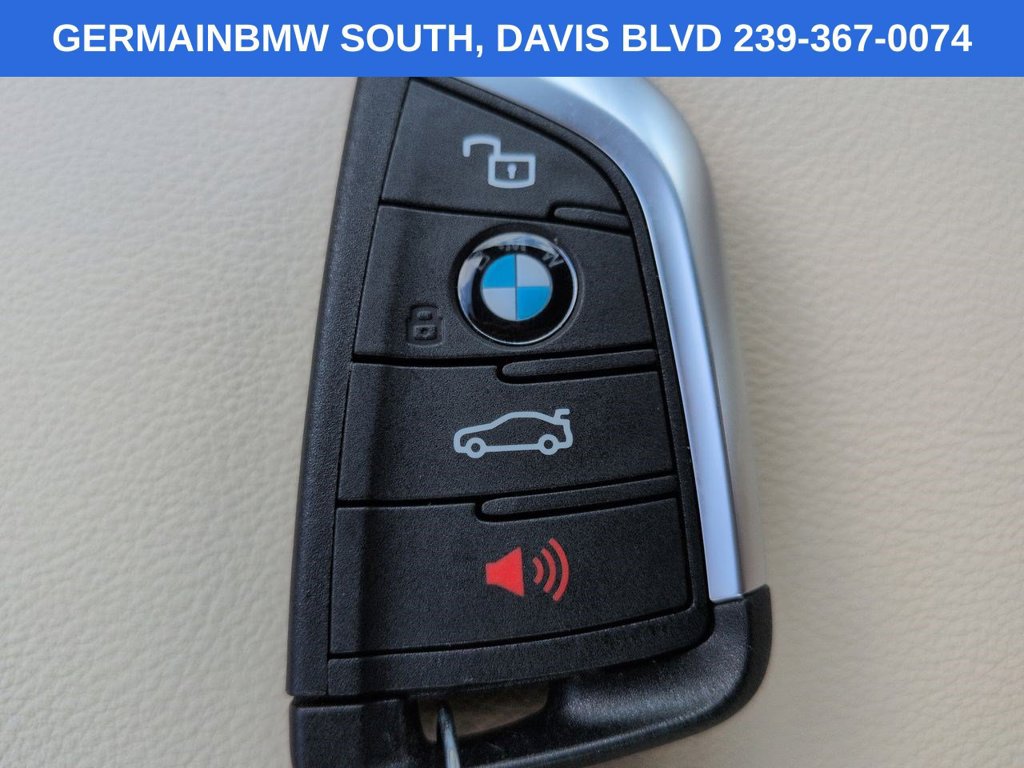Certified 2024 BMW 330i Sedan w/ Convenience Package RWD image 32