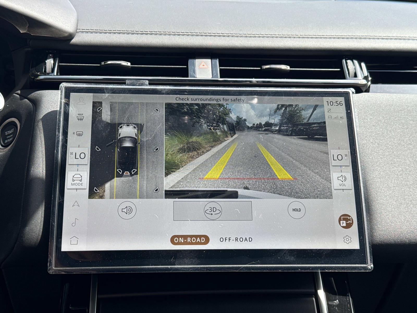 New 2026 Land Rover Range Rover Velar Dynamic SE image 24