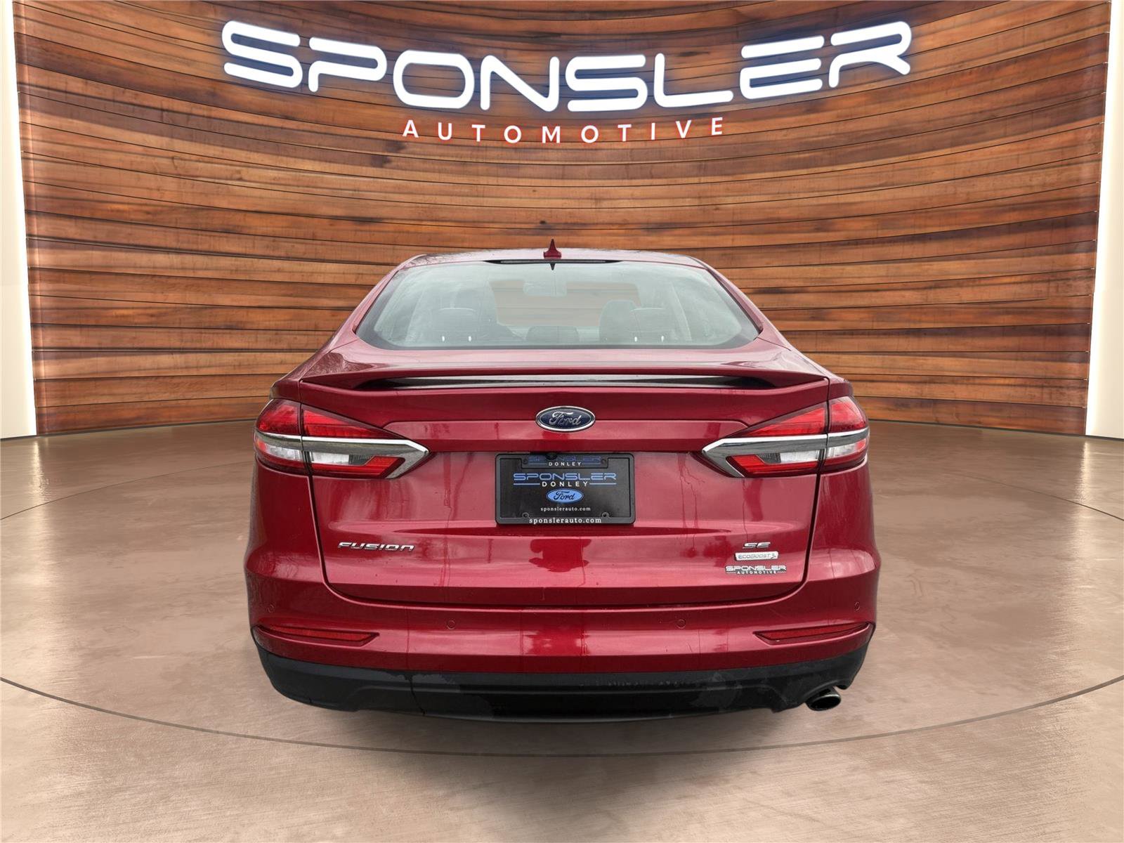 Used 2020 Ford Fusion SE w/ Equipment Group 151A image 5