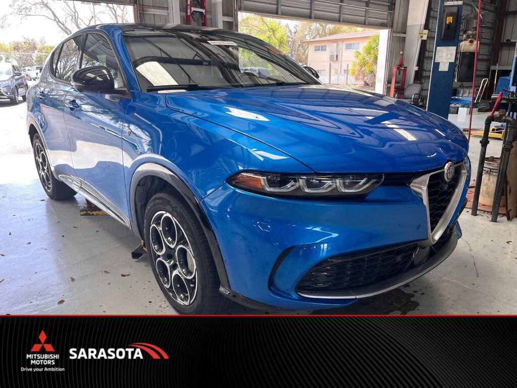 Used 2024 Alfa Romeo Tonale Ti w/ Active Assist Package image 1