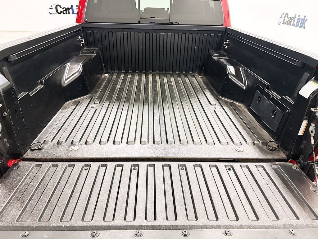 Used 2020 Toyota Tacoma SR5 image 4