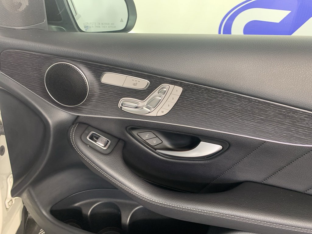 Used 2022 Mercedes-Benz GLC 300 4MATIC image 42