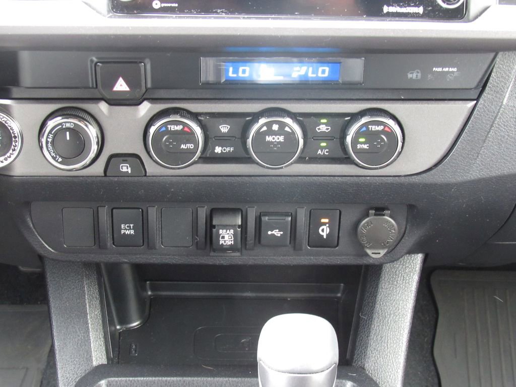 Certified 2023 Toyota Tacoma TRD Sport AWD/4WD image 27