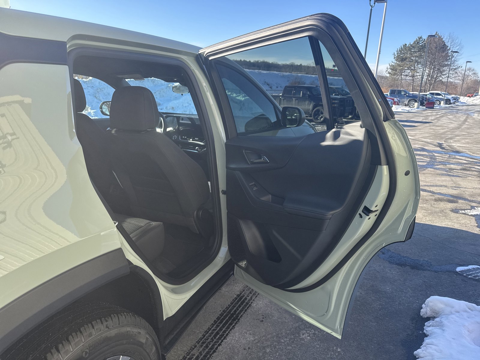 New 2026 Chevrolet Equinox LT image 7