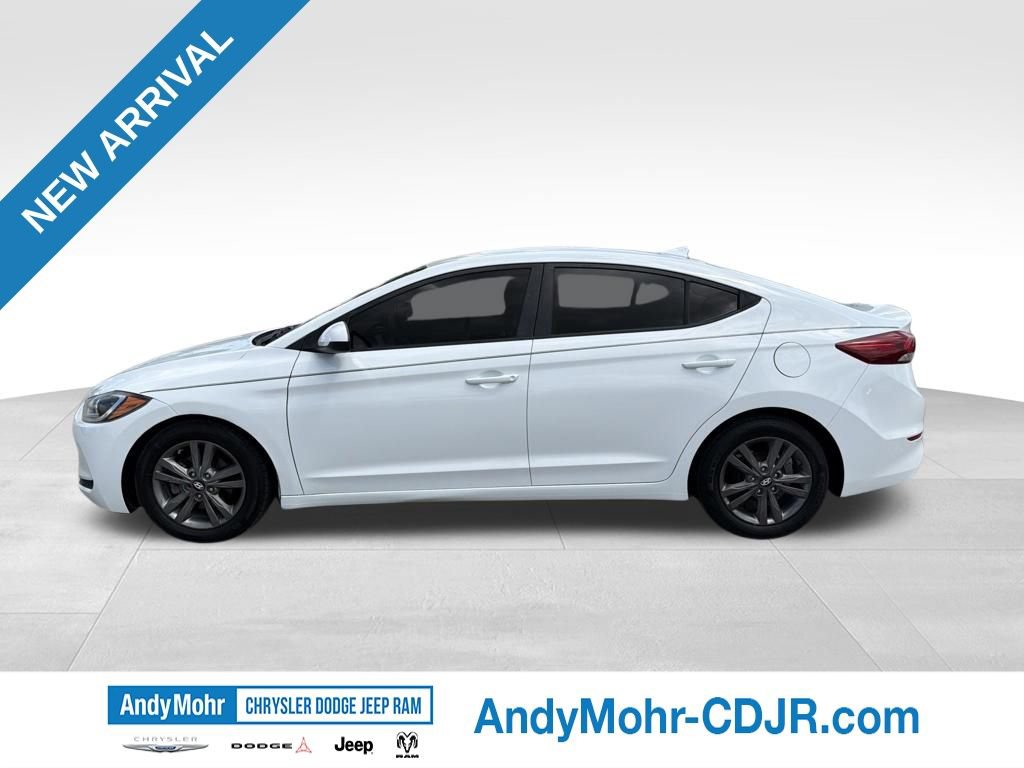 Used 2017 Hyundai Elantra SE FWD image 4