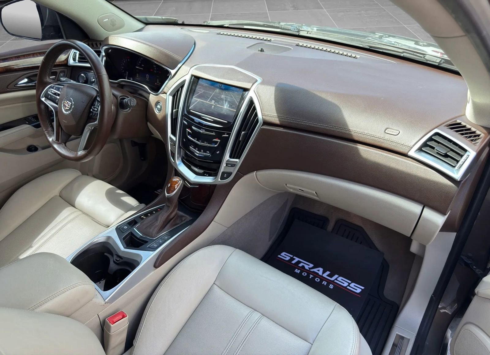 Used 2016 Cadillac SRX Luxury w/ Driver Awareness Package image 25