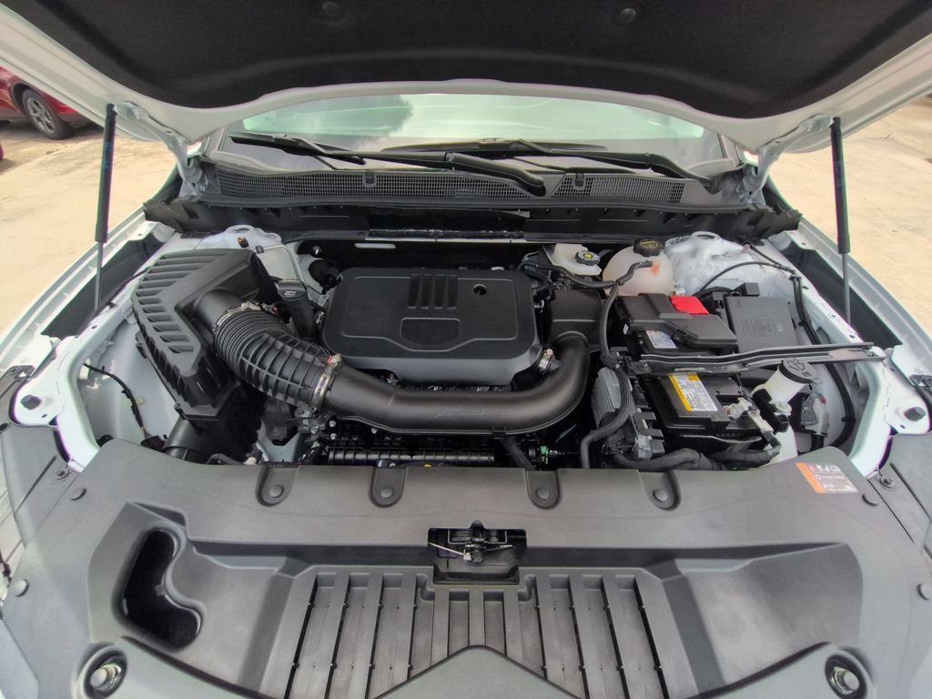 Used 2025 Chevrolet Blazer LT FWD image 34