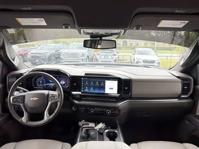Used 2024 Chevrolet Silverado 1500 LTZ image 14