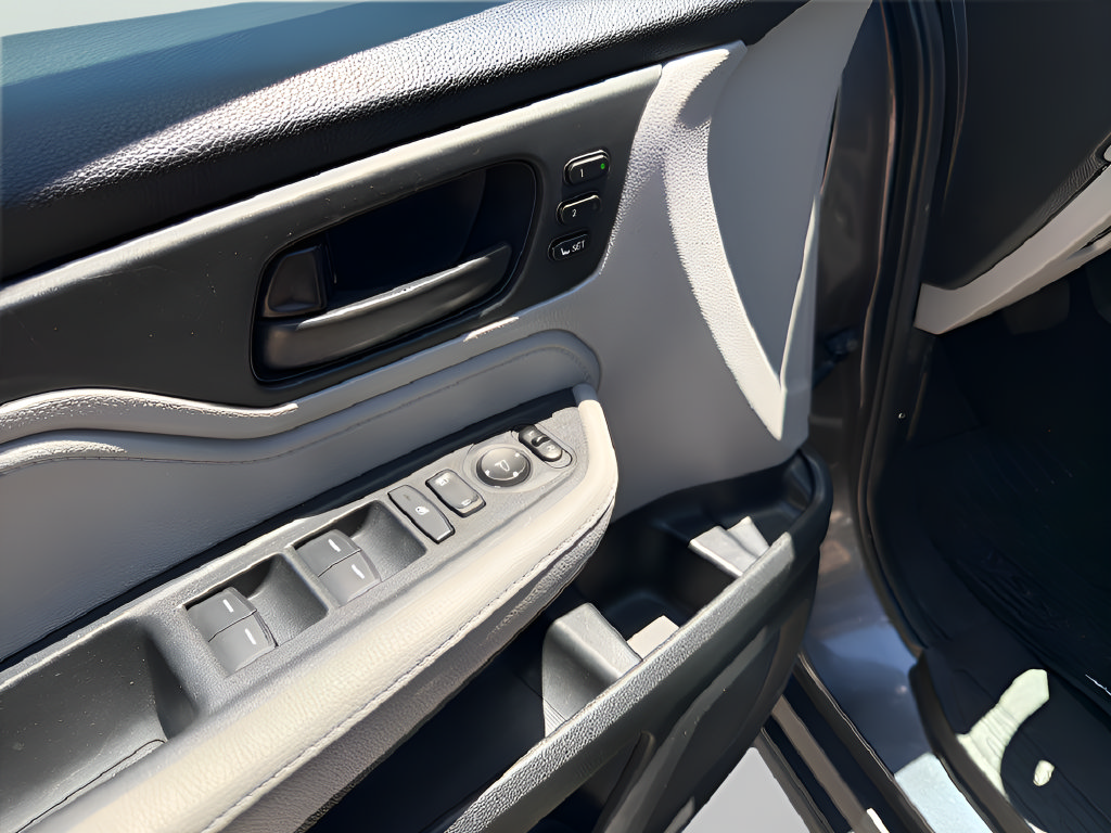 Used 2018 Honda Odyssey EX-L image 16