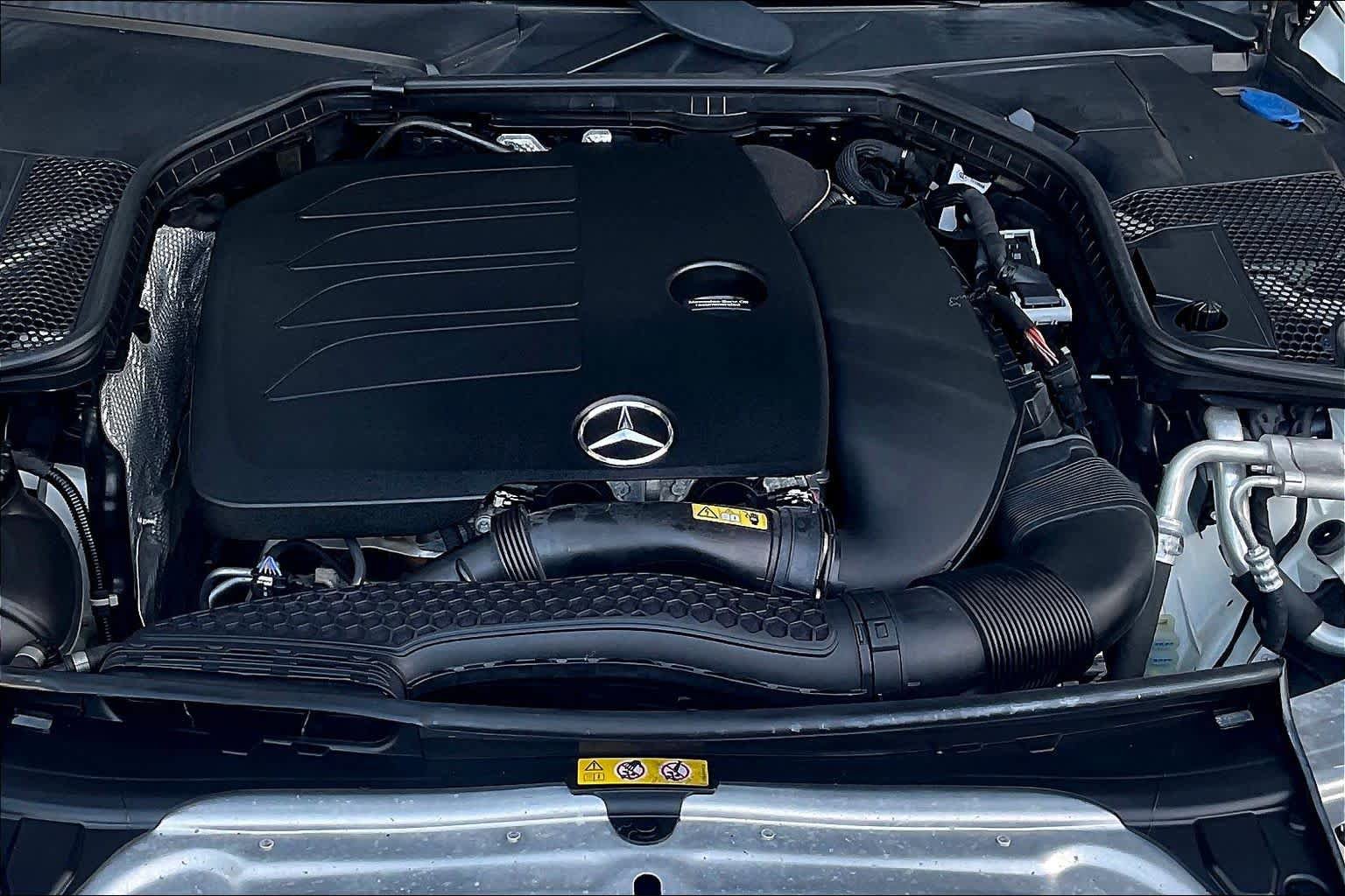 Used 2020 Mercedes-Benz C 300 4MATIC Sedan image 32
