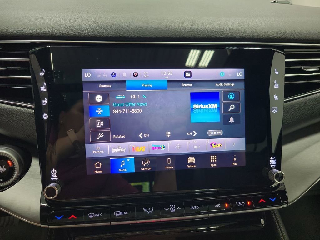 New 2025 Jeep Wagoneer Series II w/ Premium Group I image 17