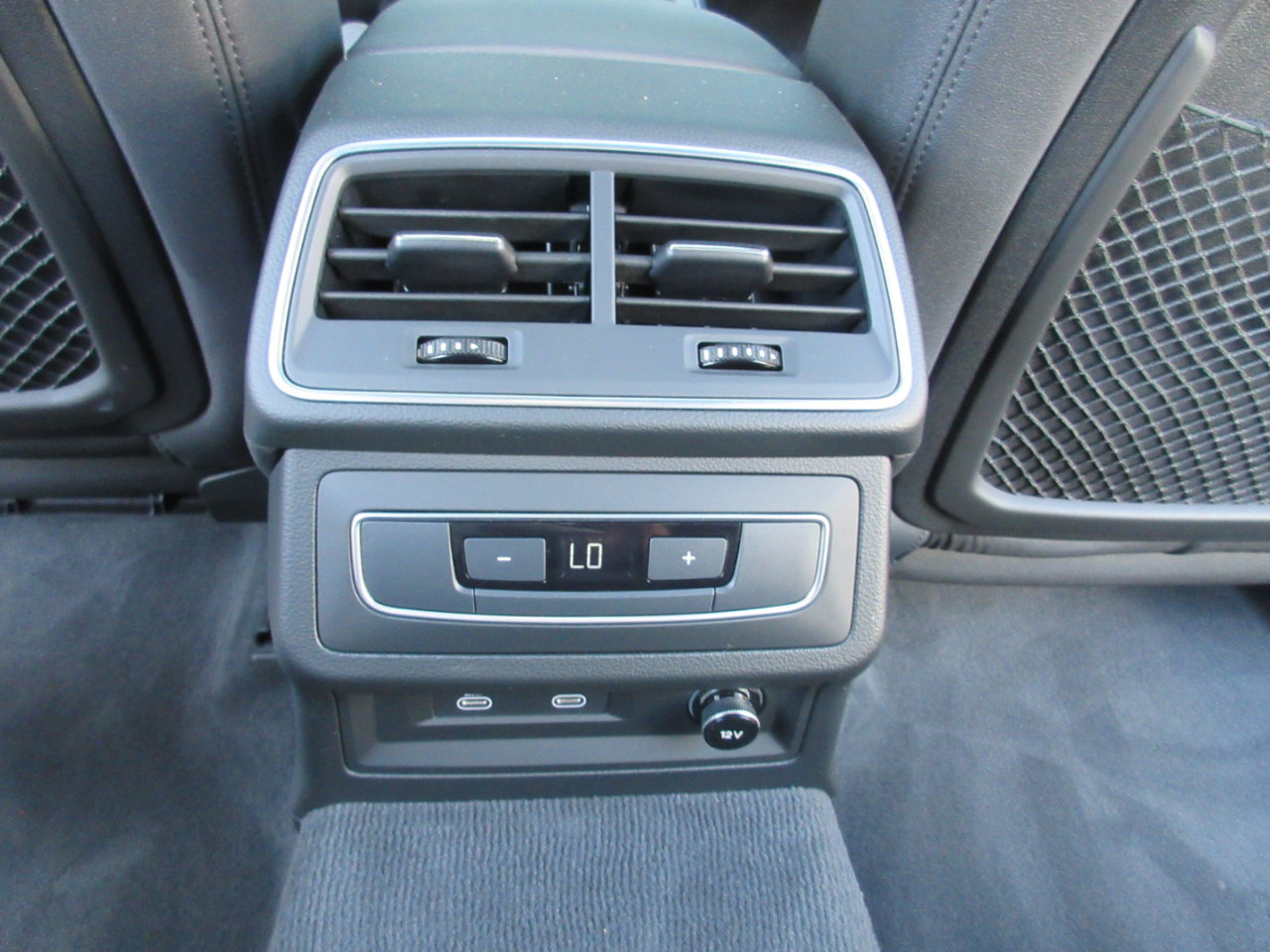 Used 2023 Audi A6 Premium Plus image 38