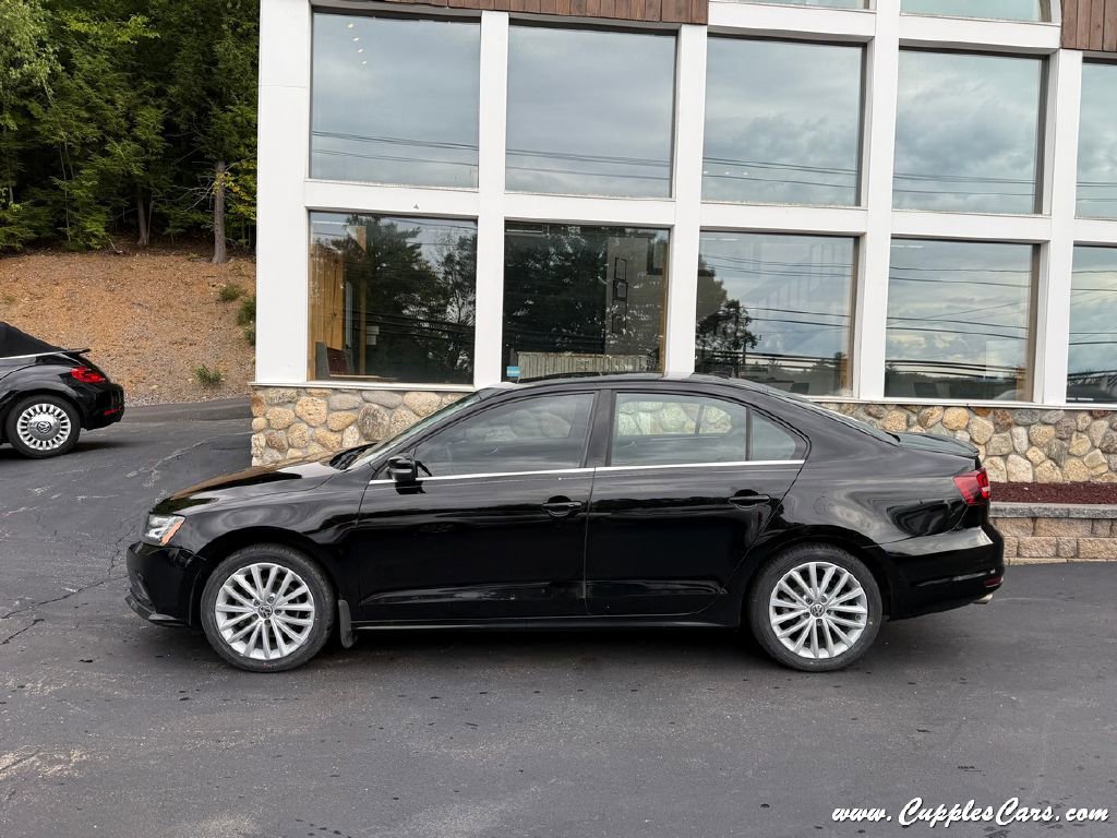 Used 2016 Volkswagen Jetta SEL w/ Lighting Package image 11
