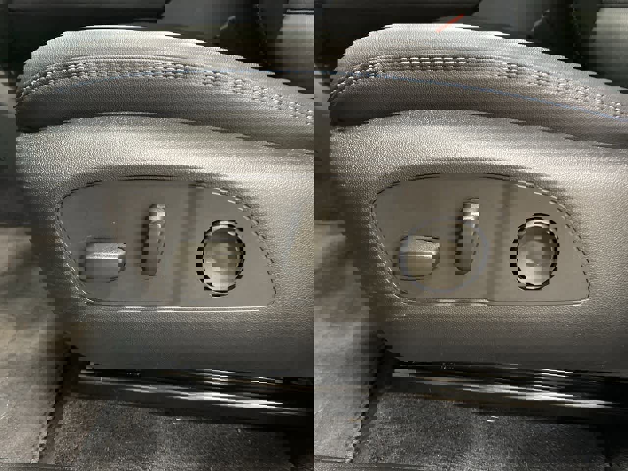 Used 2025 Chevrolet Equinox EV LT w/ Convenience Package image 14