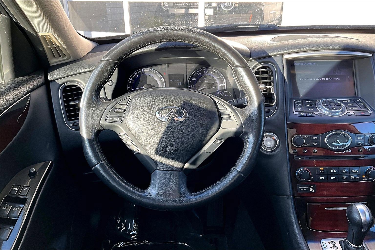 Used 2015 INFINITI QX50 Journey w/ Premium Package image 5