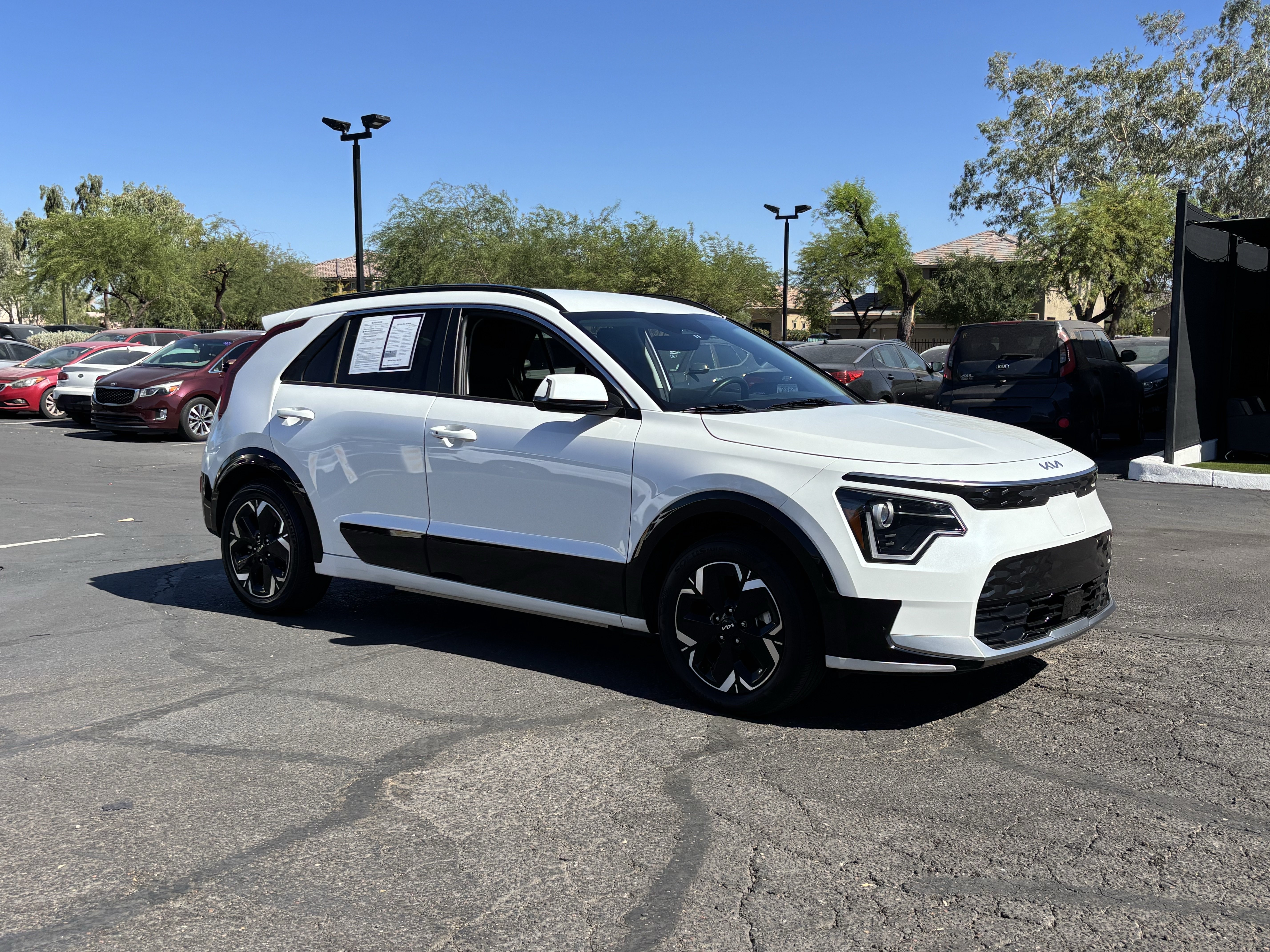 Certified 2023 Kia Niro Wind FWD image 31