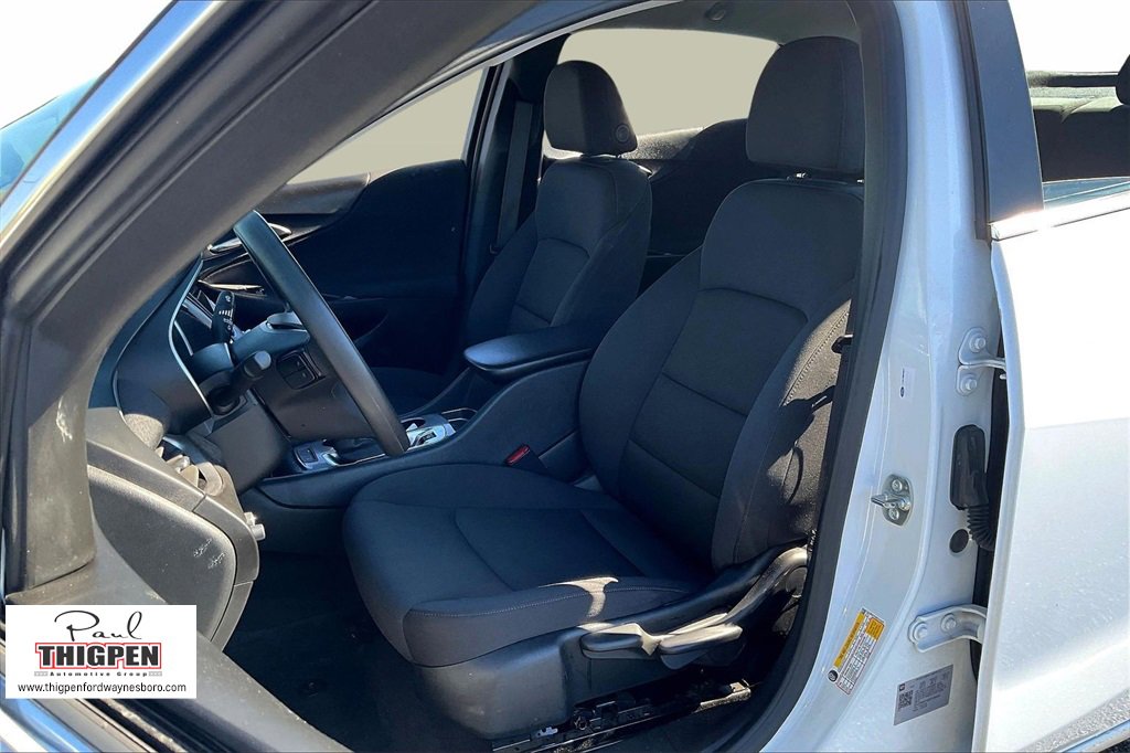 Used 2024 Chevrolet Malibu LS image 25