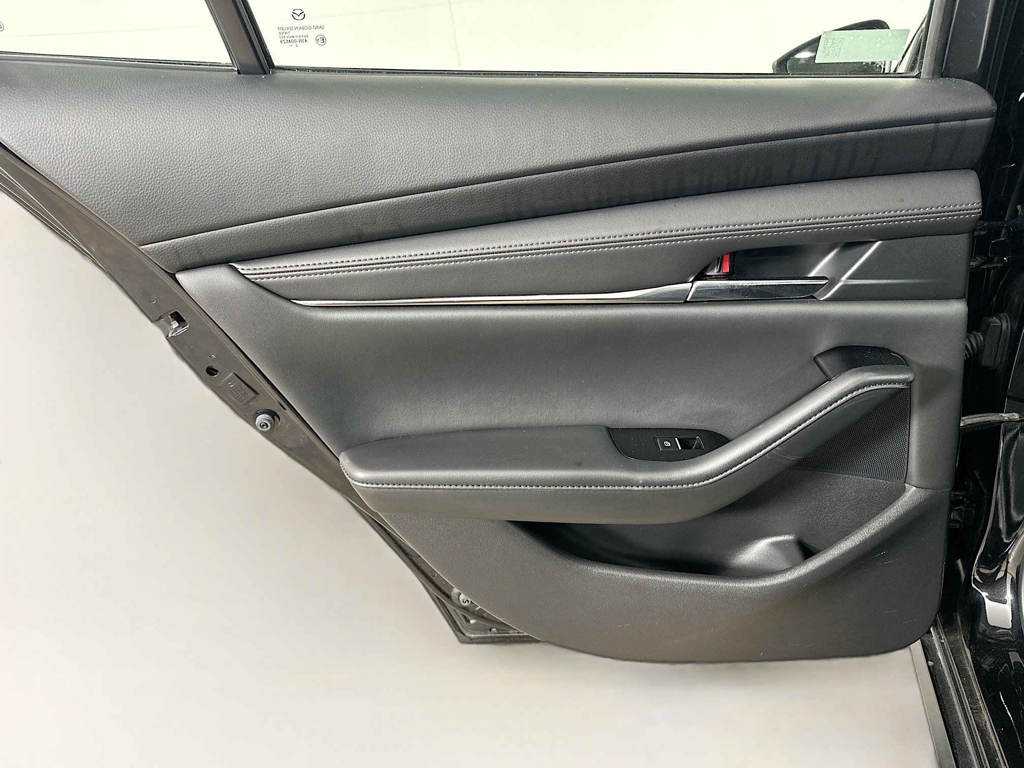 Used 2023 MAZDA MAZDA3 s FWD image 26