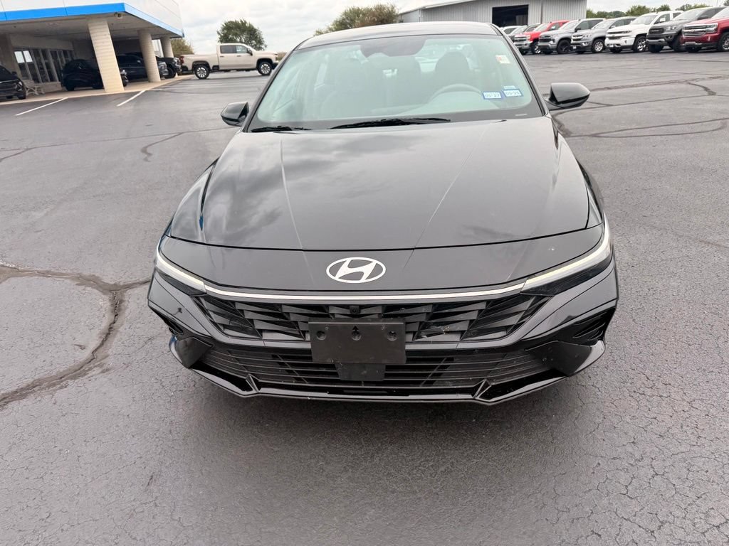 Used 2024 Hyundai Elantra SEL FWD image 8
