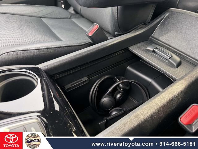 Used 2022 Honda Pilot Elite image 22