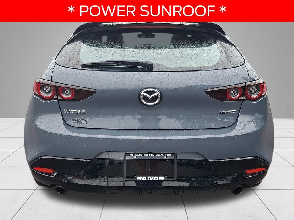 Used 2020 MAZDA MAZDA3 Hatchback w/ Premium Package FWD image 5