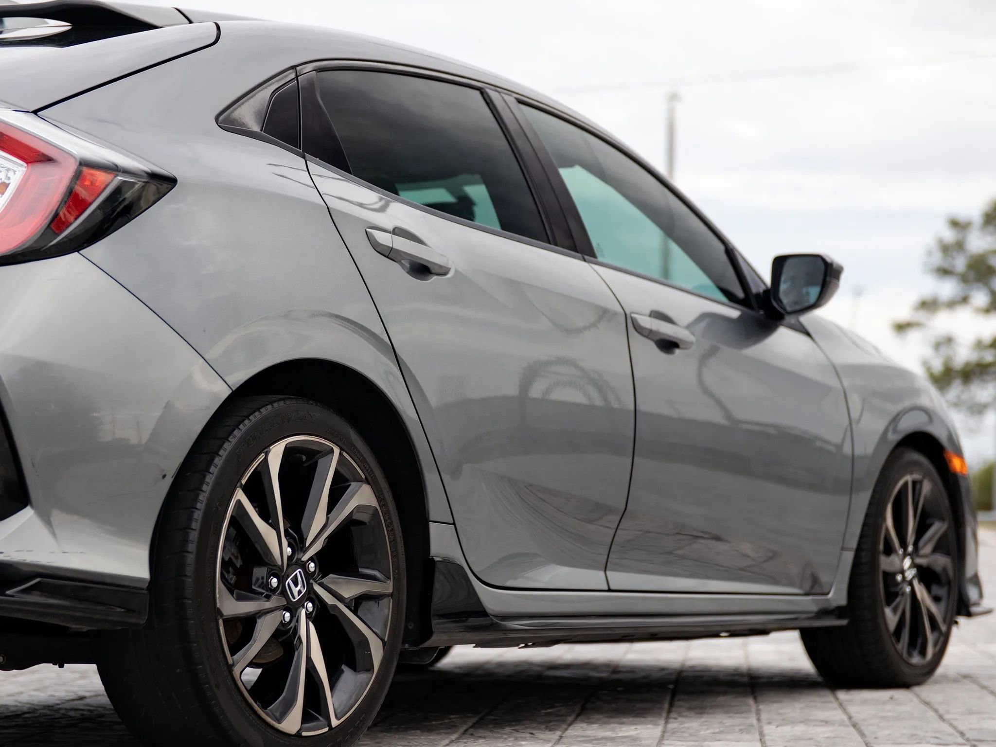 Used 2017 Honda Civic Sport image 15