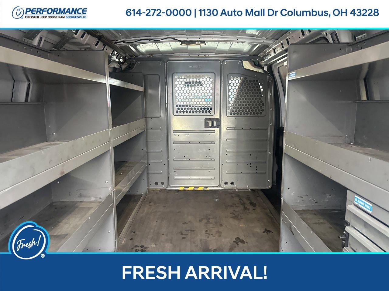 Used 2019 Chevrolet Express 3500 w/ Driver Convenience Package image 15