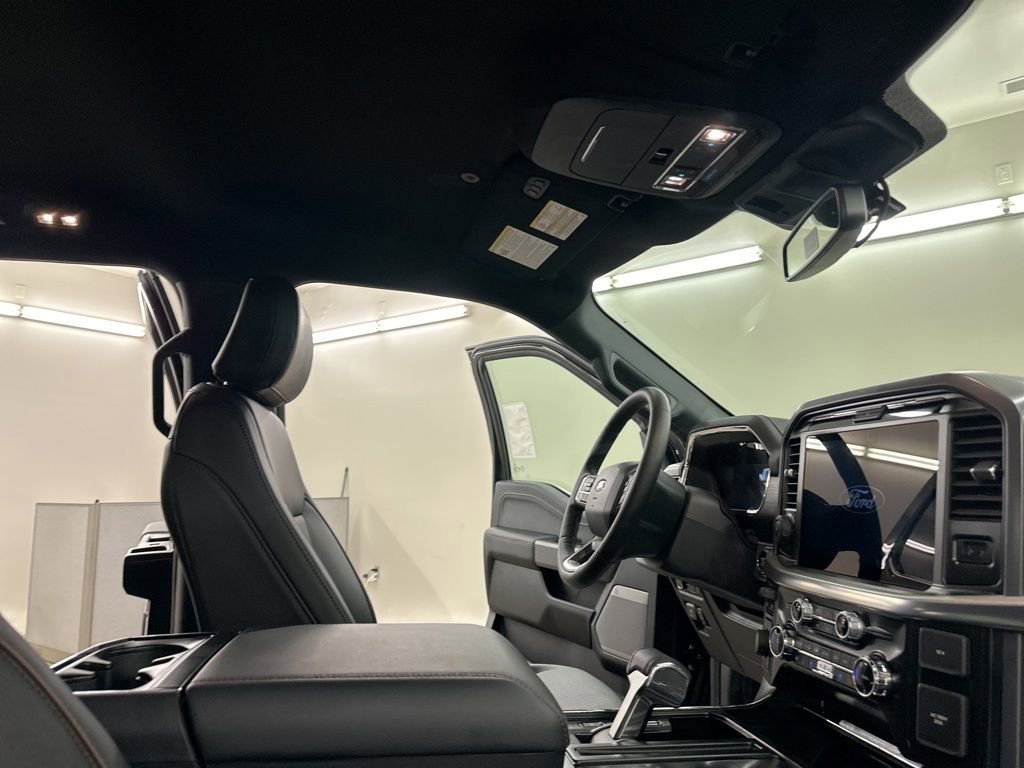 New 2025 Ford F150 Lariat w/ Equipment Group 501A Mid image 19