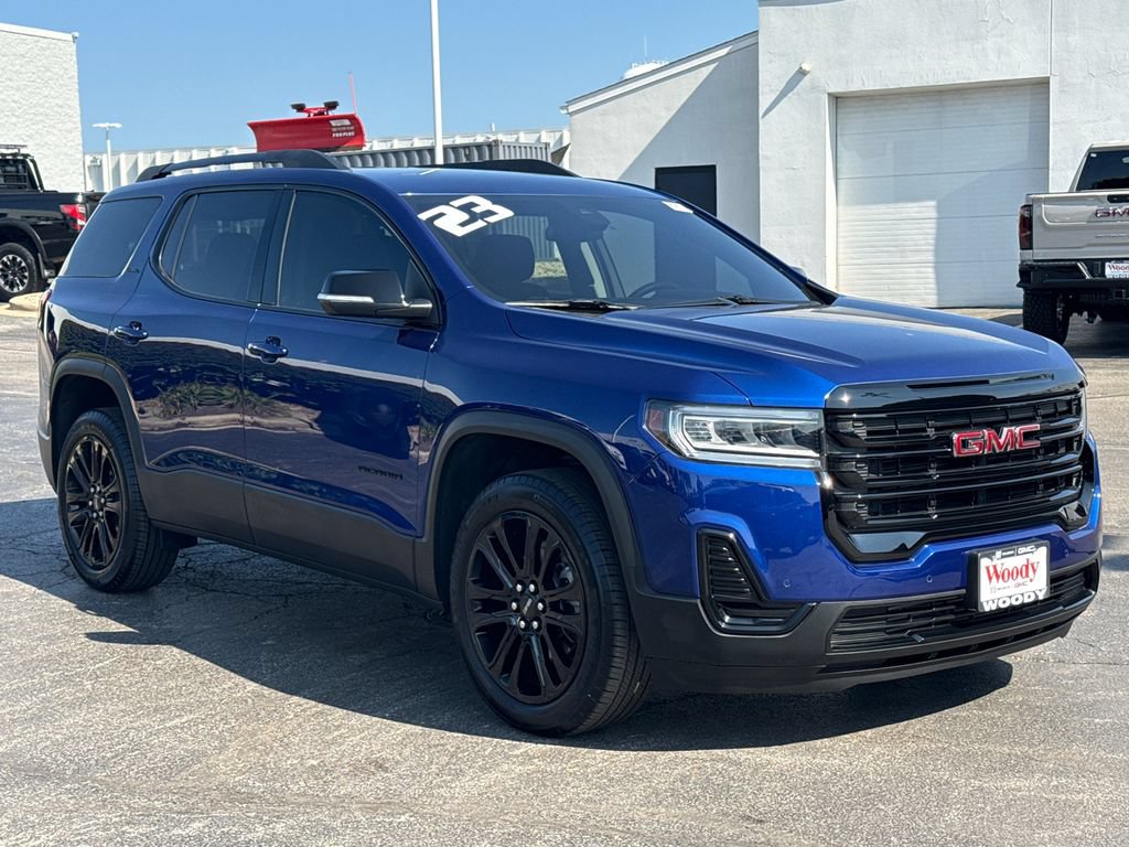 Certified 2023 GMC Acadia SLE w/ Elevation Edition AWD/4WD image 4