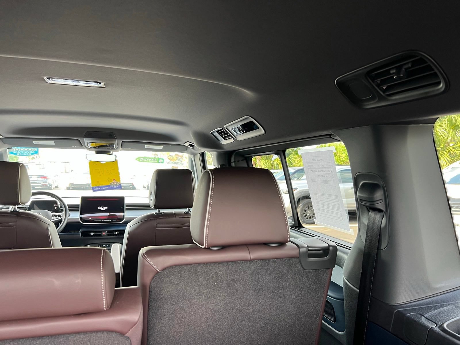 Used 2025 Volkswagen ID. Buzz Pro S RWD image 24