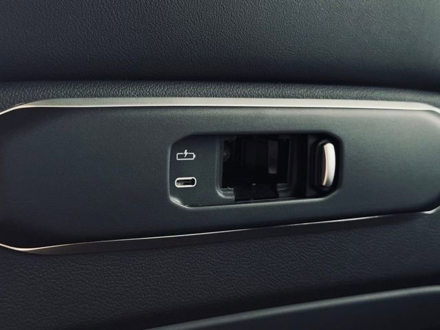 New 2026 BMW X7 xDrive40i w/ M Sport Package image 33