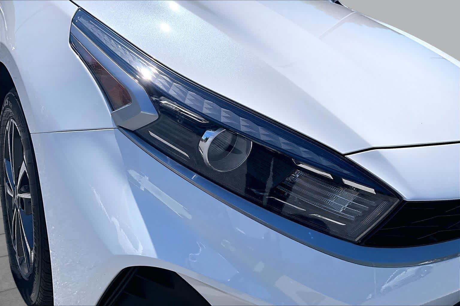 Used 2023 Kia Forte LXS FWD image 27