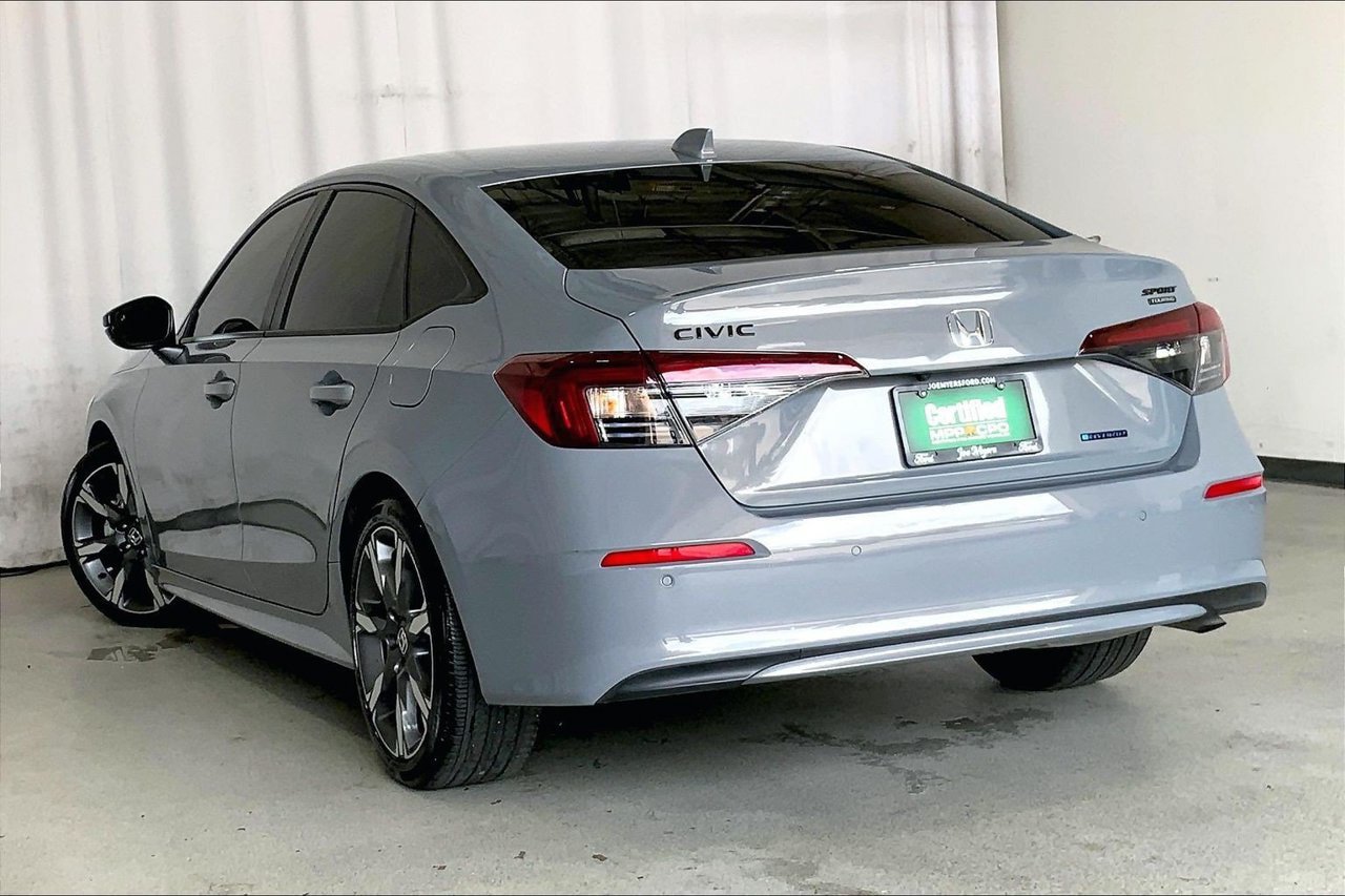 Used 2026 Honda Civic Sport Touring image 9