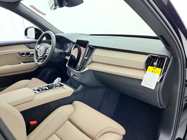 New 2026 Volvo XC90 B6 Ultra w/ Protection Package image 13