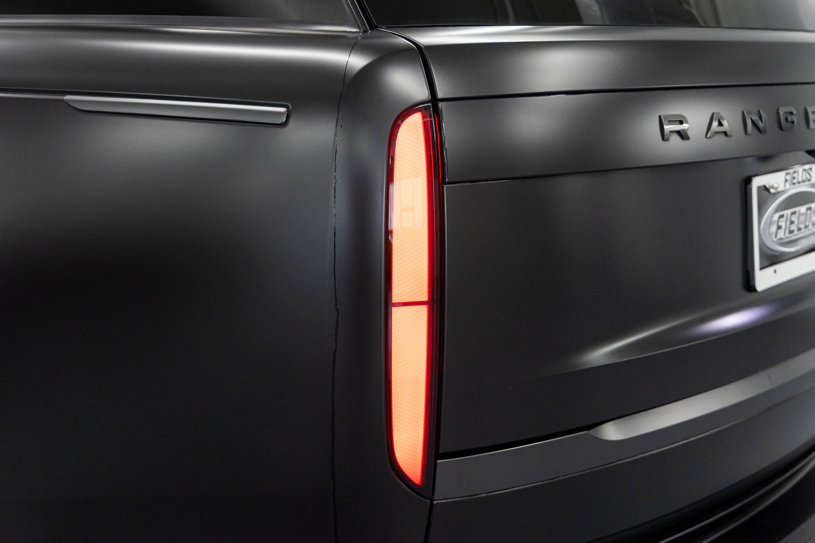 Used 2023 Land Rover Range Rover Autobiography image 17