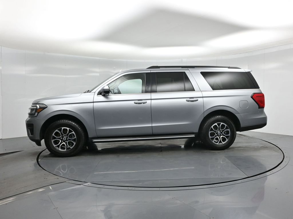 Certified 2023 Ford Expedition Max XLT image 35