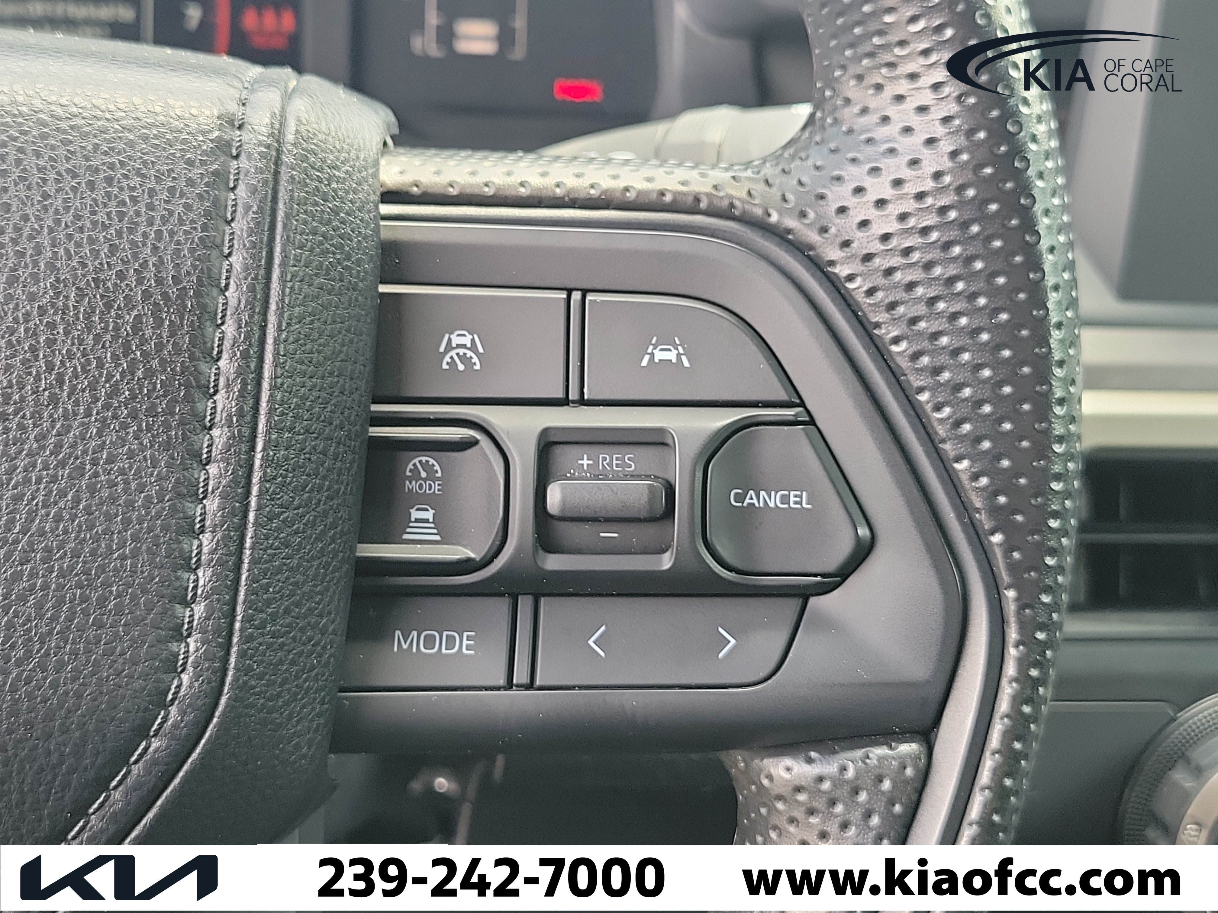 Used 2024 Toyota Tacoma SR5 AWD/4WD image 24