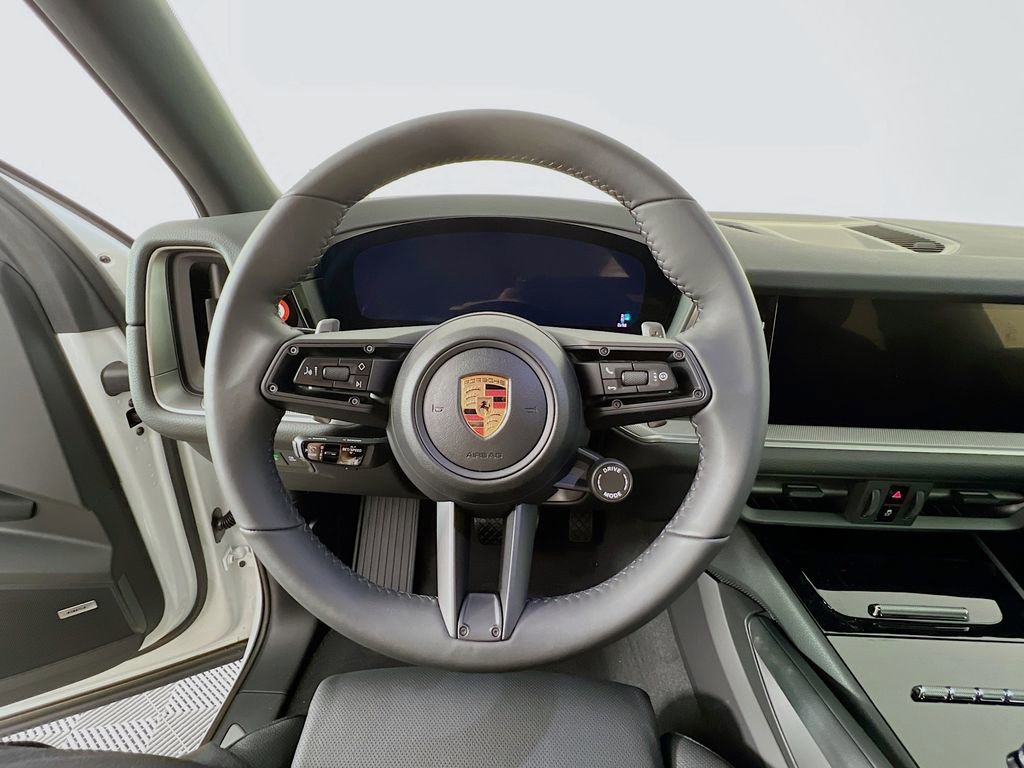 New 2026 Porsche Cayenne image 12