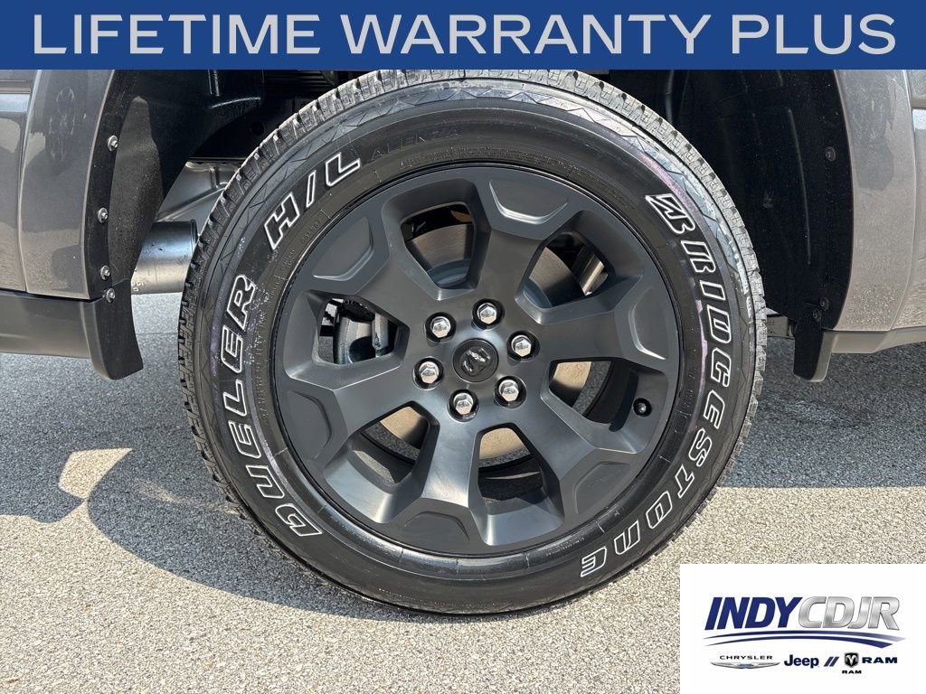 New 2026 RAM 1500 4x4 Crew Cab image 12