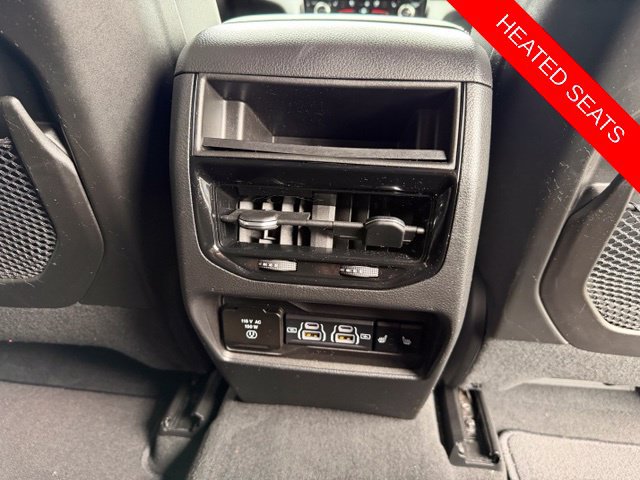 Used 2023 Jeep Grand Cherokee Overland AWD/4WD image 31